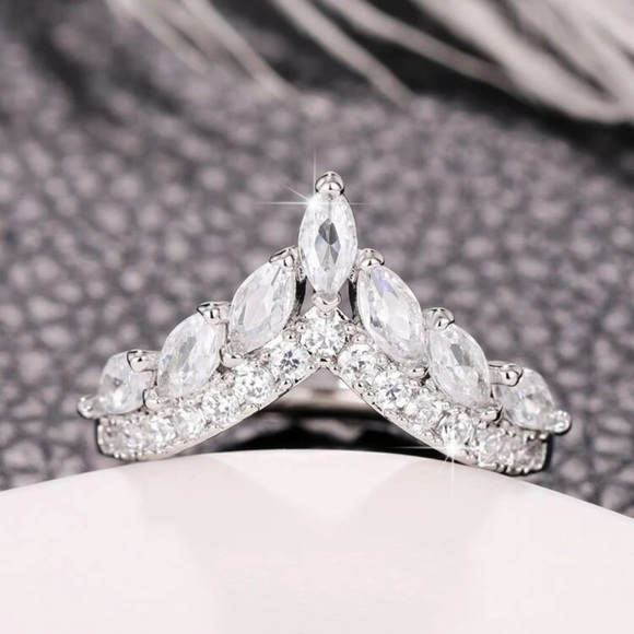 NWT 14K White Gold Plated S925 Zirconia Princess Wedding Promise Ring Size 9 - Picture 3 of 5